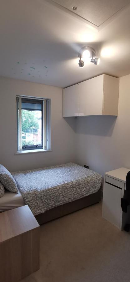 Modern City Centre House With Free Parking Canterbury Eksteriør billede